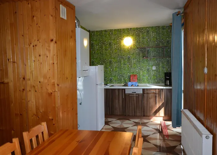 Dom 100m2 Z Dzialka Σπίτι διακοπών *